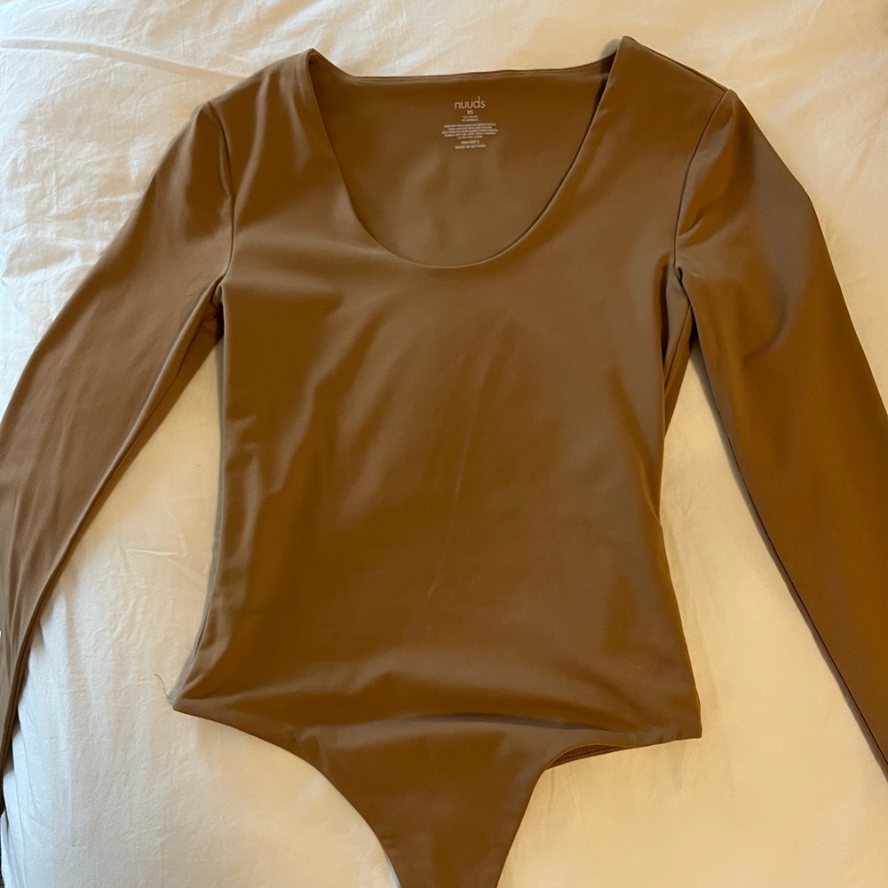Nuuds long sleeve scoop neck bodysuit XS